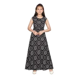 Aarika Girls Black Colour Middi 