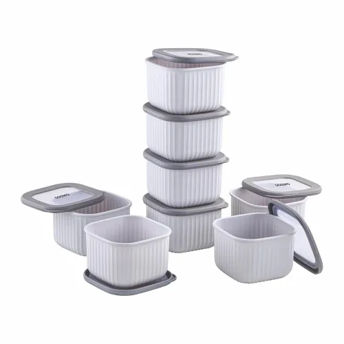 Image of Amazon Basic Plastic Elegant Square Storage Containers Set of 8 (850ml Each) 
