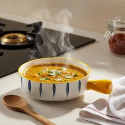 Amazon Basics Ceramic Snack Bowl with Handle