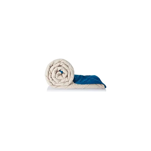 Image of Amazon Brand - Solimo Microfibre Reversible Quilt Blanket