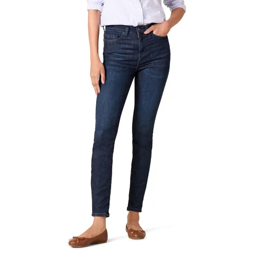 Image of Amazon Essentials Women's Skinny Jeans
