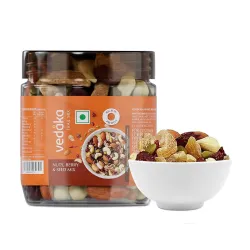 Amazon Brand - Vedaka Nuts, Berries and Seed Mix | 200 g | Almond, Cashew, Cranberry, Amla and Pumpkin Seeds | Healthy Snacking