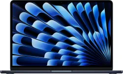 Apple MacBook Air M4 13.6-Inch Laptop (24 GB / 512 GB SSD)
