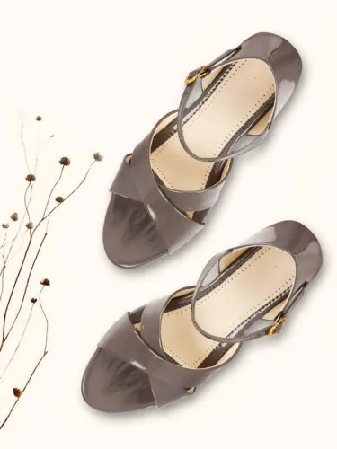 Image of AROOM Women Wedges Sandal 