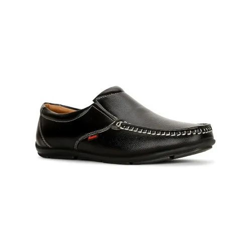 Image of Bata Men Pull On Shoes