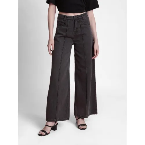 Image of Bene Kleed Women's High-Waisted Wide Leg Denim Jeans