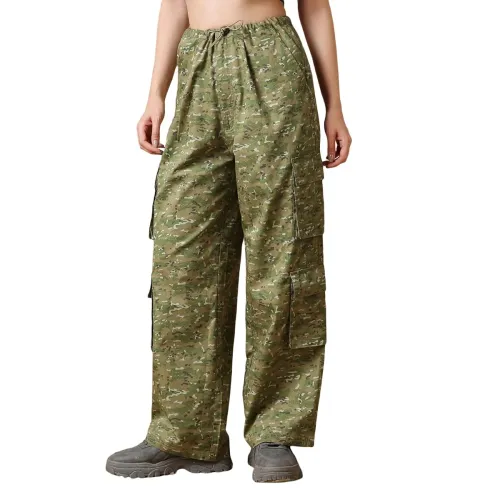 Image of Bewakoof Women's Loose Low Rise Cargo Pant