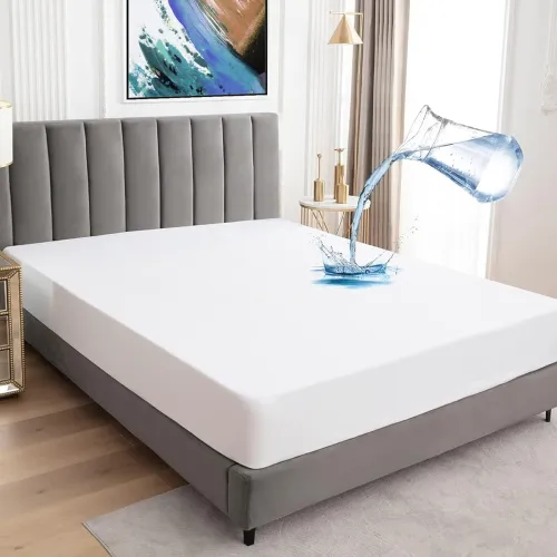 Image of BeyBee 100% Waterproof Interlock Mattress Protector 75x72