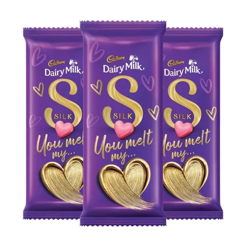 Image of Cadbury Dairy Milk Silk Heart Blush Valentine's Gift Pack Chocolate Bar, 144 g (Pack of 3)