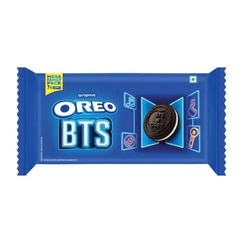 Image of Cadbury Oreo Vanilla Flavour Creme Sandwich Biscuit Mega Family Pack, 876.75 g
