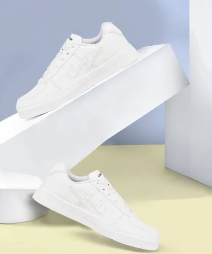 Image of CAMPUS  CAMP TUCKER Sneakers For Men  (White , 8)