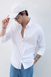 Clothisto Men Regular Fit Striped Spread Collar Casual Shirt