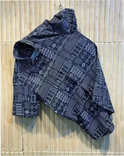 Image of COMBRAIDED  Men Regular Fit Printed Spread Collar Casual Shirt