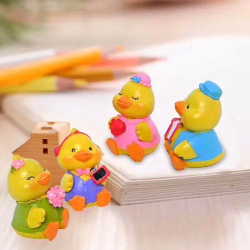 Image of Cortina Resin Small Baby Duck Statue 3.5x2x5.5CM