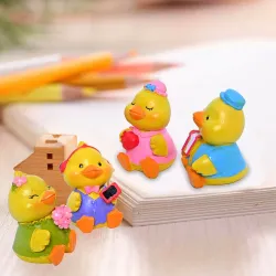 Cortina Resin Small Baby Duck Statue 3.5x2x5.5CM