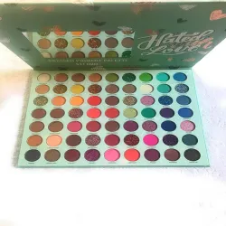 Cosmo Vibes Hated With Love Shimmery Finish Pressed Pigment Eyeshadow Palette - 100 g