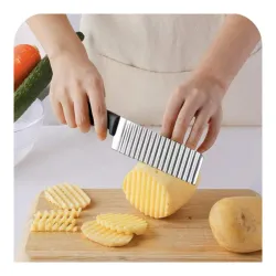 Crinkle Cut Knife Fork Slicing Helper Stainless Steel Fruit and Vegetable Wavy Chopper Knife, Safe Potato Cutter Onion C