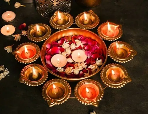 Image of Deco Dream Diya Shape Urli Bowl