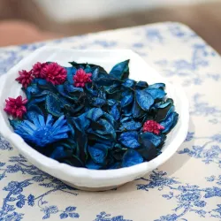 Decorative Vanilla Scented Dried Flowers 