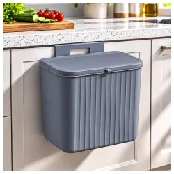 Eightiz Plastic Hanging Kitchen Trash Can with Lid– Cabinet Door Hanging Garbage
