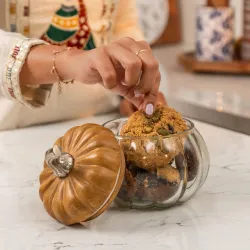 Ember 650ml Glass Jar with Acacia Wood Lid