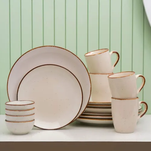 Image of Fine Porcelain Grains Ivory Dinner Set (Set of 16)