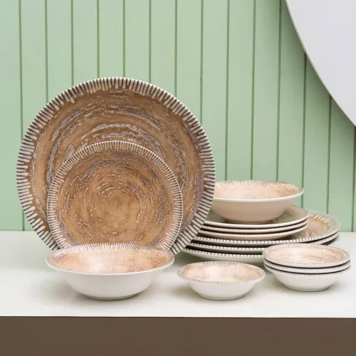 Image of Fine Porcelain Textures Ground Dinner Set (Set of 14)