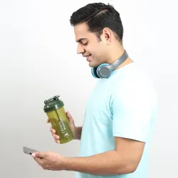 Fitness Mantra Classic Shaker Bottle 700ml