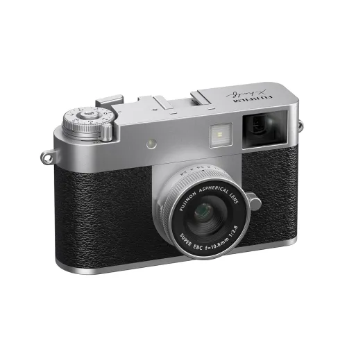 Image of Fujifilm X Half 17.7MP 1 inch CMOS Sensor 