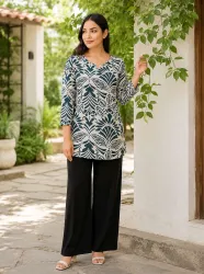 Fyunl Printed, Floral Print Viscose Rayon Straight Kurta for Women (Beige, Dark Green)
