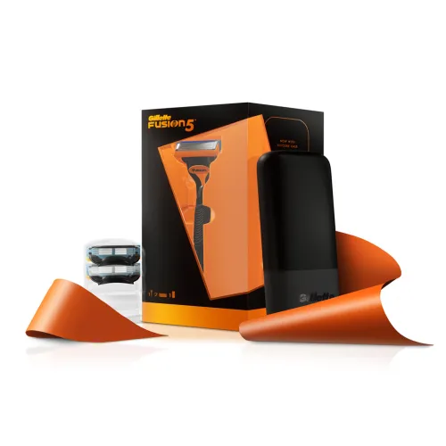 Image of Gillette Men Fusion5 Premium Gift Set - 1 Handle, 2 Fusion Blades, Travel Case