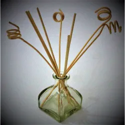 Glass Bottle with 8-Piece Reed Sticks, 100ml (Clear)
