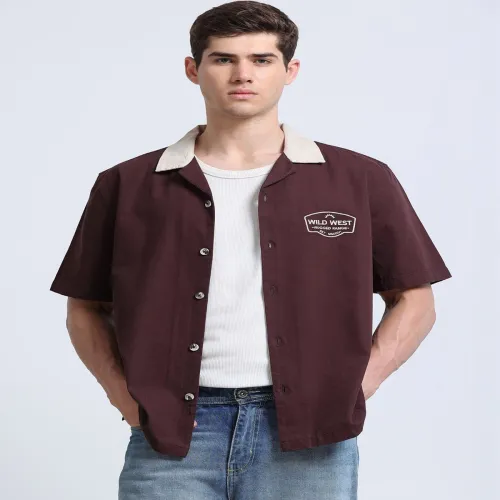 Image of GLORYBOYZ Men Relaxed Fit Contrast Collar Embroidered Half Sleeve Resort Shirt