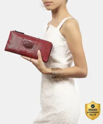 Hidesign Sling Bag at minimum 78% Discount