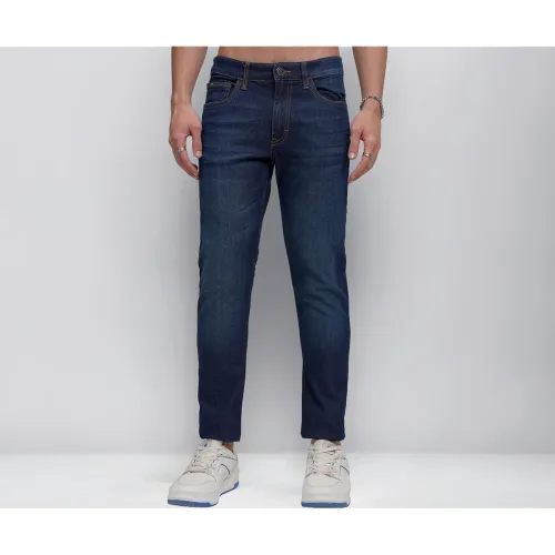 Image of Highlander Men's Slim Fit Jeans | Stylish Casual Wear for Everyday Comfort | Jeans for Man