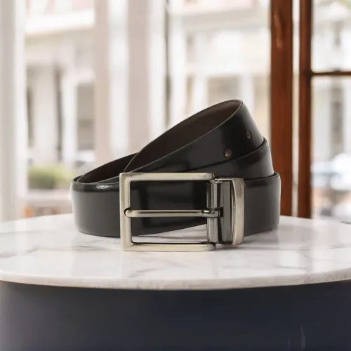 Image of HRX by Hrithik Roshan Men Formal Black Genuine Leather Reversible Belt