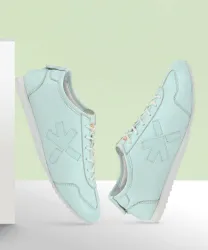 HRX by Hrithik Roshan Sneakers For Women  (Green , 8)