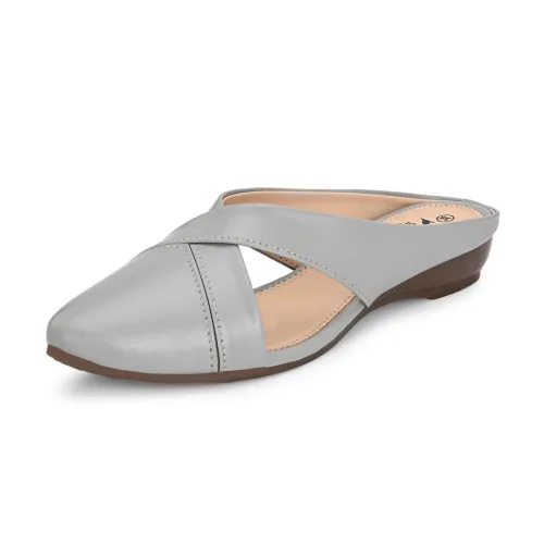 Image of Karaddi Slip on Sandals For Woman