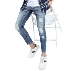 Ketch Mens Tapered Fit Mid Rise Jeans