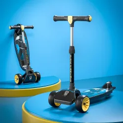 Kuber Industries Marvel Black Panther Plastic Foldable 3-Wheel Kick Skating Cycle for for 3+ Years Kids | Skate Scooter Capacity Upto 45 Kgs | 4-Level Adjustable Height Skating Scooter | Bla...