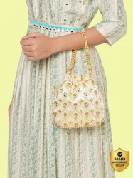 LAVIE Women Green Potli
