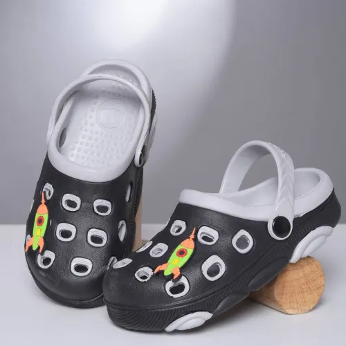 Image of LIBERTY Sling Back Clogs For Boys (Black , 7 - 8 Years)