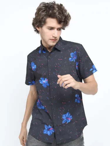 Image of Locomotive Clothing & Casuals at minimum 90% Discount