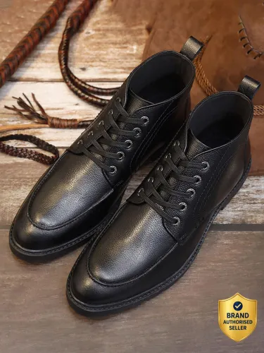Image of LOUIS STITCH High Ankle Leather Black Chukka Boots for Men Hiking Biking