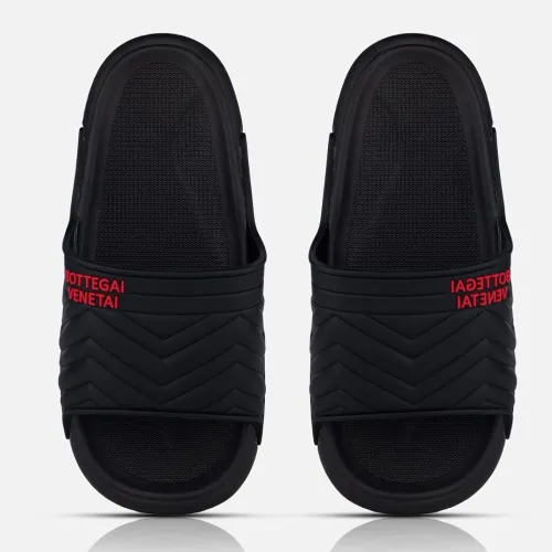 Image of Men's Quilted Slides