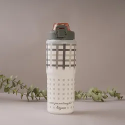Nayasa Duo-Sip Water Bottle – 730ml | Checkered Design | BPA-Free