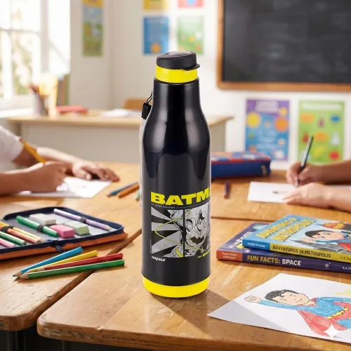 Image of Nayasa Quench Batman Print Plastic Insulated Water Bottle- 600 ML