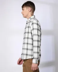 NETPLAY Men Checked Regular Fit Shirt with Patch Pocket