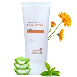 Niacinamide & Aloe Vera Face Wash for Glowing Skin with Calendula Flowers Extract and Green Tea, 100ml - Oil Control and Dark Spot Reduction Cleanser for All Skin Types (Seventh Secret)