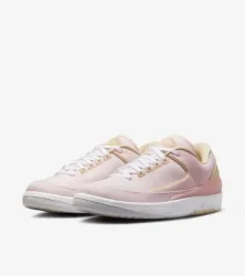 NIKE  ir Joran 2 Retro Low Tex Sneakers For Men  (Pink , 8.5)